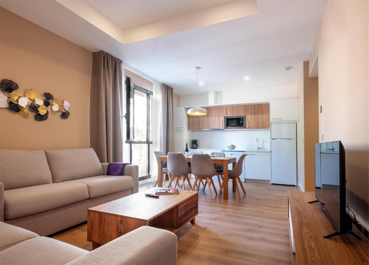 Dauria Suites Ha Soria Exterior photo